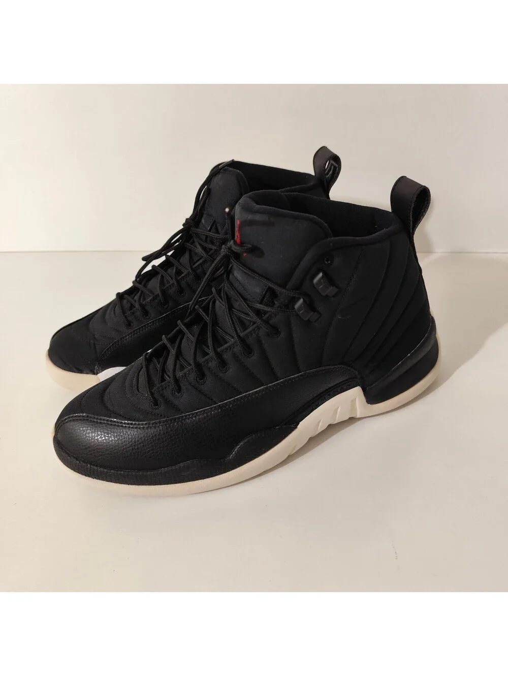 Air Jordan 12 Retro Nylon Neoprene Mens Size 12.5  (130690-004) Black White